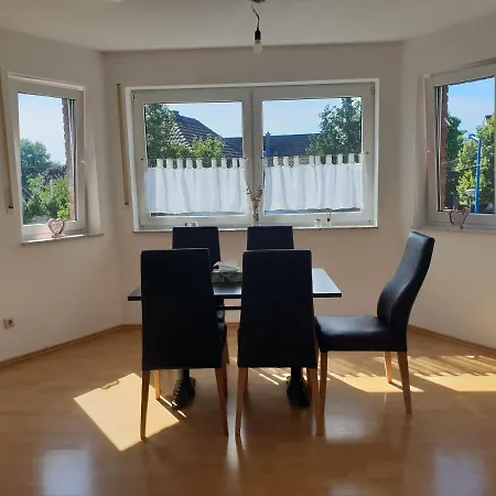 Apartment In Naehe Flughafen Koeln Bonn *