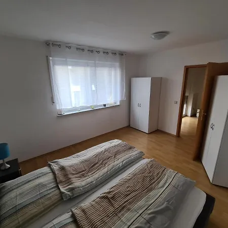 Apartamento In Naehe Flughafen Koeln Bonn Troisdorf